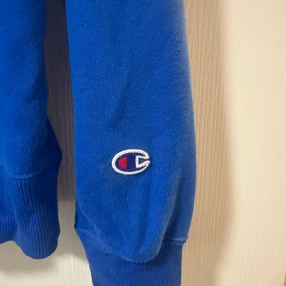 CHAMPION CREWNECK - Picture 4 of 4